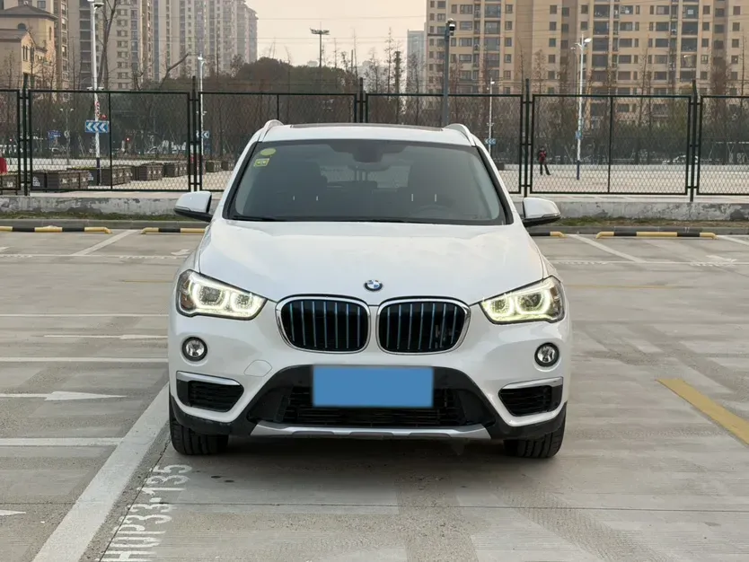 2019 BMW X1 1.5T 136HP L3 6AT PHEV 10.7KWH,autocango,china used car exporter,china ev exporter,chinese used car exporter,chinese used ev exporter