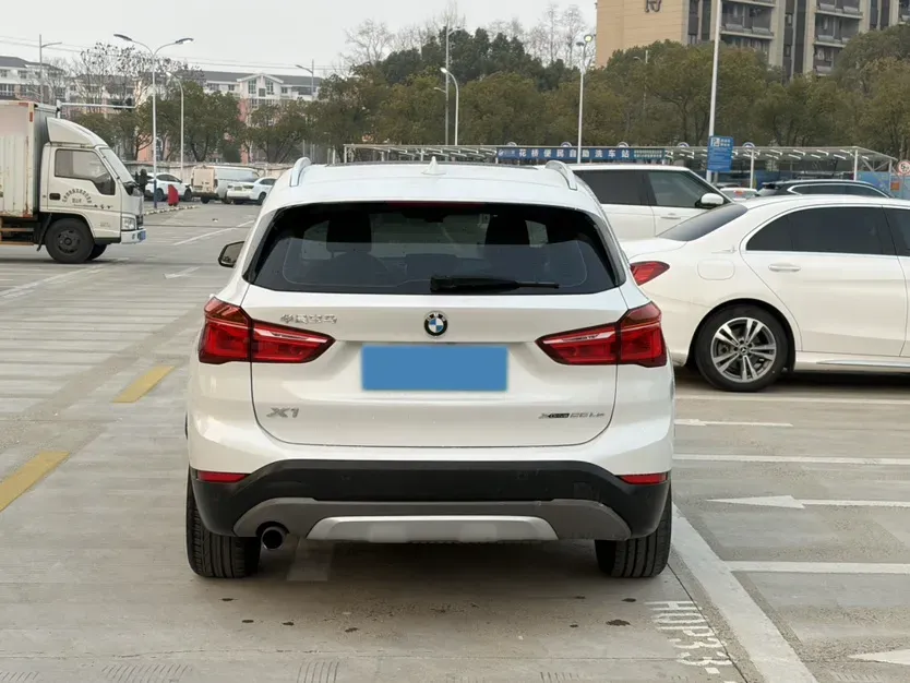 2019 BMW X1 1.5T 136HP L3 6AT PHEV 10.7KWH,autocango,china used car exporter,china ev exporter,chinese used car exporter,chinese used ev exporter