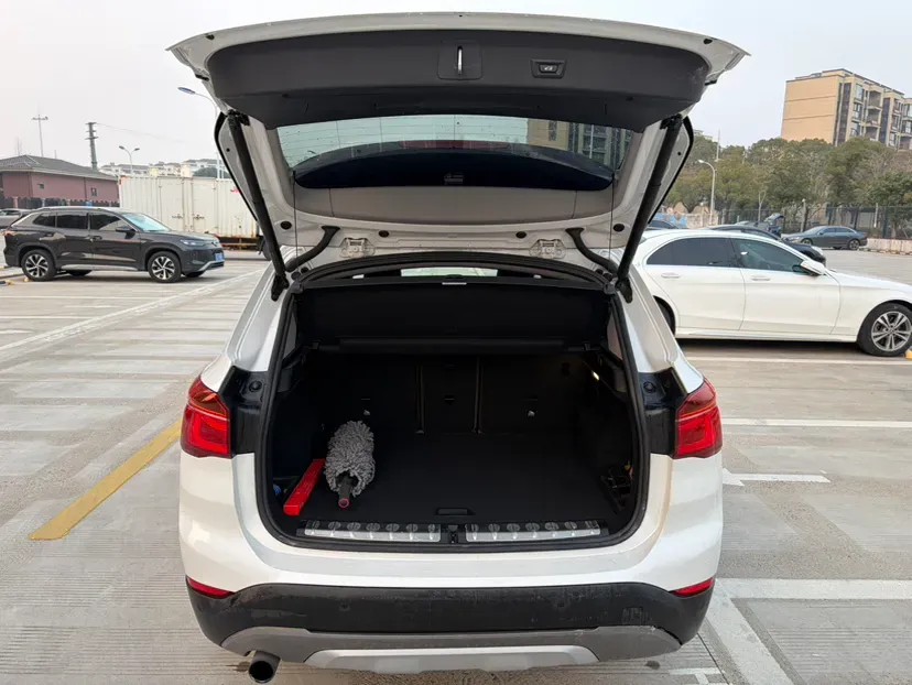 2019 BMW X1 1.5T 136HP L3 6AT PHEV 10.7KWH,autocango,china used car exporter,china ev exporter,chinese used car exporter,chinese used ev exporter