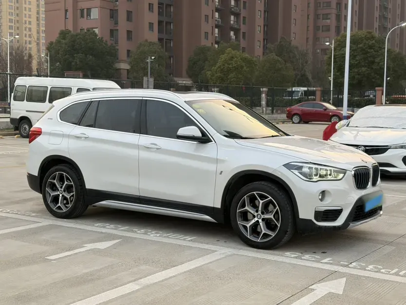 2019 BMW X1 1.5T 136HP L3 6AT PHEV 10.7KWH,autocango,china used car exporter,china ev exporter,chinese used car exporter,chinese used ev exporter