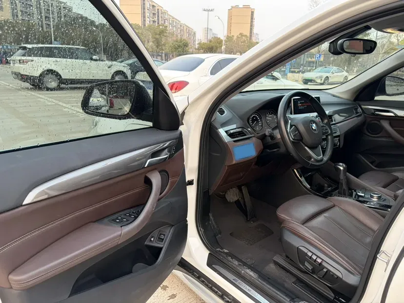 2019 BMW X1 1.5T 136HP L3 6AT PHEV 10.7KWH,autocango,china used car exporter,china ev exporter,chinese used car exporter,chinese used ev exporter