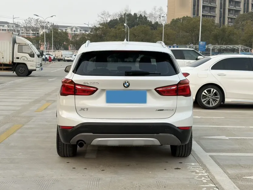 2019 BMW X1 1.5T 136HP L3 6AT PHEV 10.7KWH,autocango,china used car exporter,china ev exporter,chinese used car exporter,chinese used ev exporter