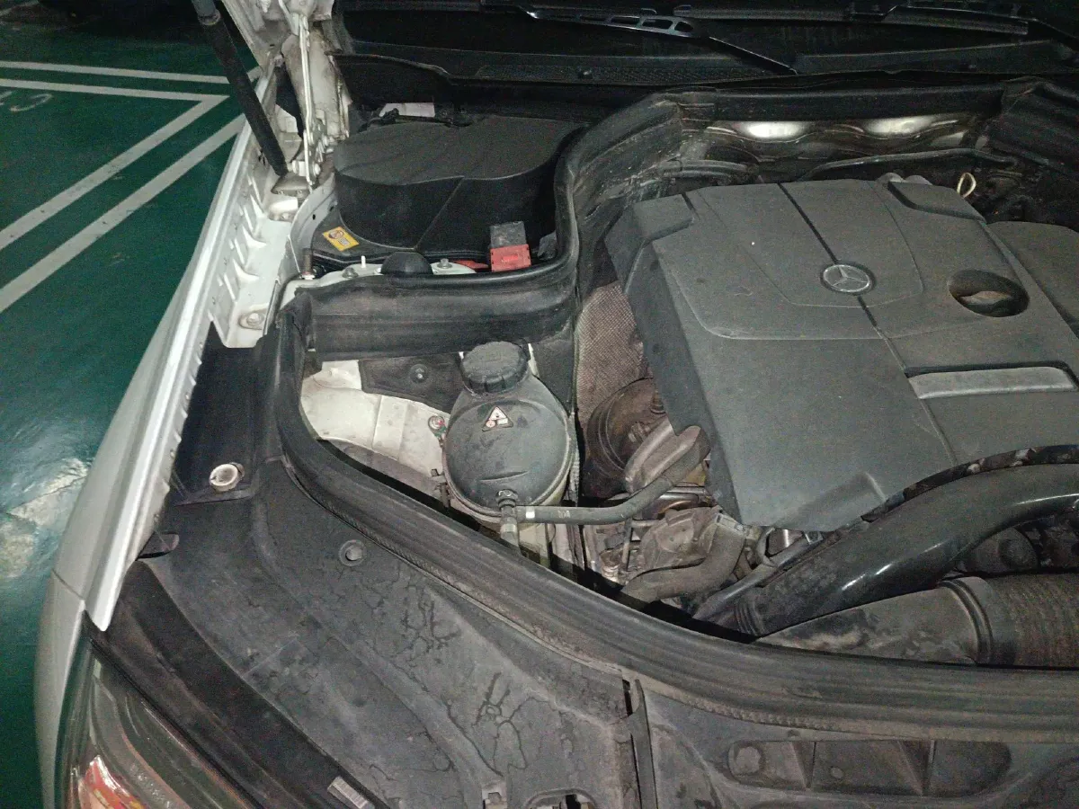 2015 Mercedes-Benz GLK Class 2.0T 211HP L4 7AT,autocango,china used car exporter,china ev exporter,chinese used car exporter,chinese used ev exporter