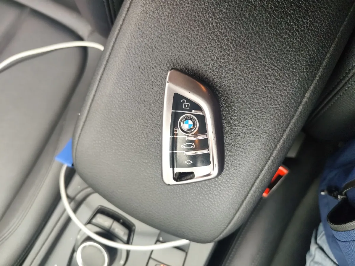 2018 BMW 1 Series 1.5T 136HP L3 6AT,autocango,china used car exporter,china ev exporter,chinese used car exporter,chinese used ev exporter