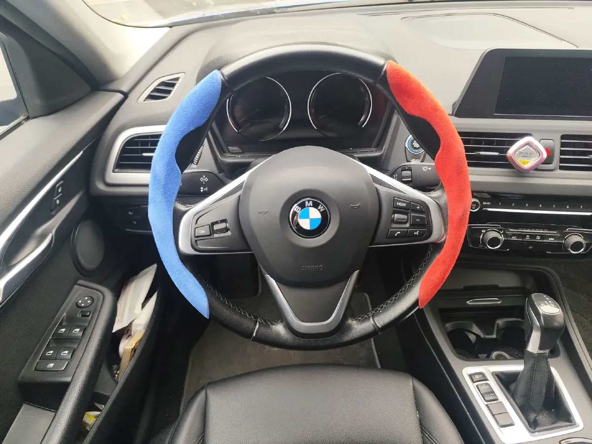 2018 BMW 1 Series 1.5T 136HP L3 6AT,autocango,china used car exporter,china ev exporter,chinese used car exporter,chinese used ev exporter