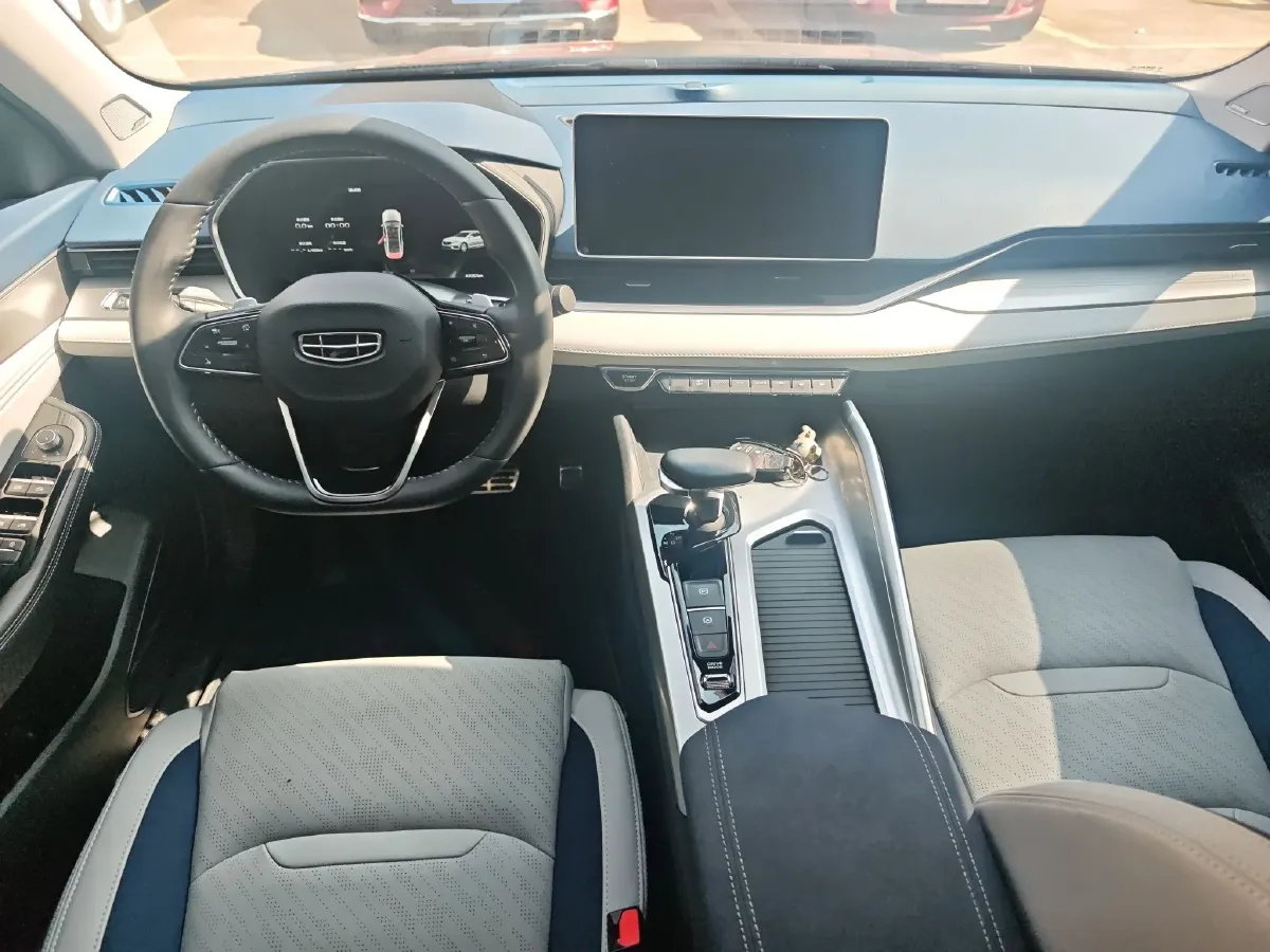 2023 Geely Preface 2.0T 190HP L4 7DCT,autocango,china used car exporter,china ev exporter,chinese used car exporter,chinese used ev exporter