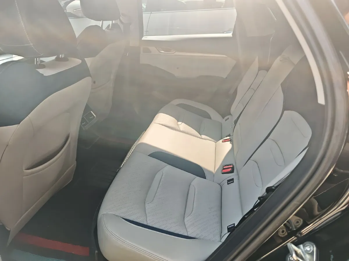 2023 Geely Preface 2.0T 190HP L4 7DCT,autocango,china used car exporter,china ev exporter,chinese used car exporter,chinese used ev exporter