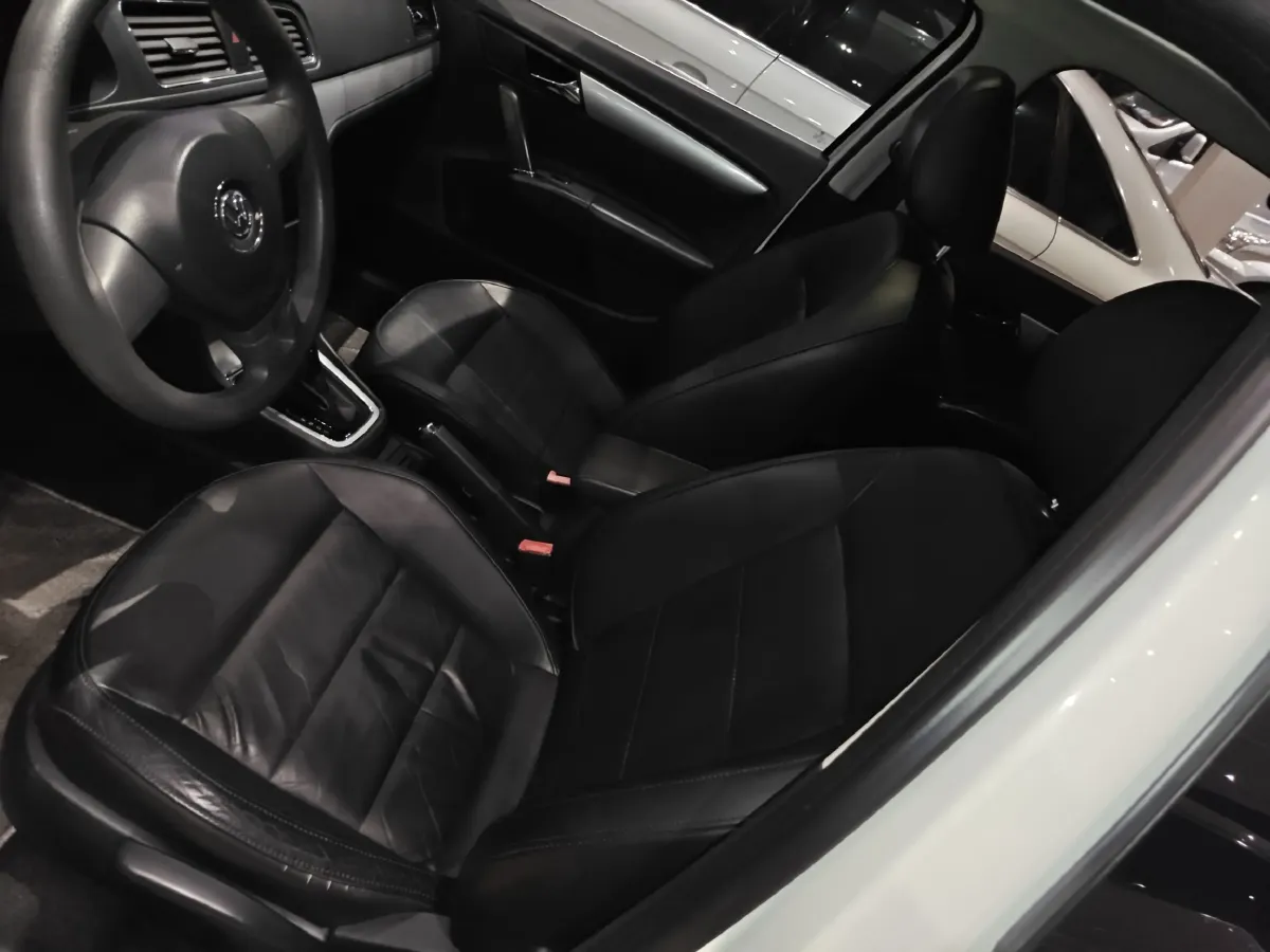 2013 Volkswagen Gran Lavida 1.4T 131HP L4 7DCT,autocango,china used car exporter,china ev exporter,chinese used car exporter,chinese used ev exporter