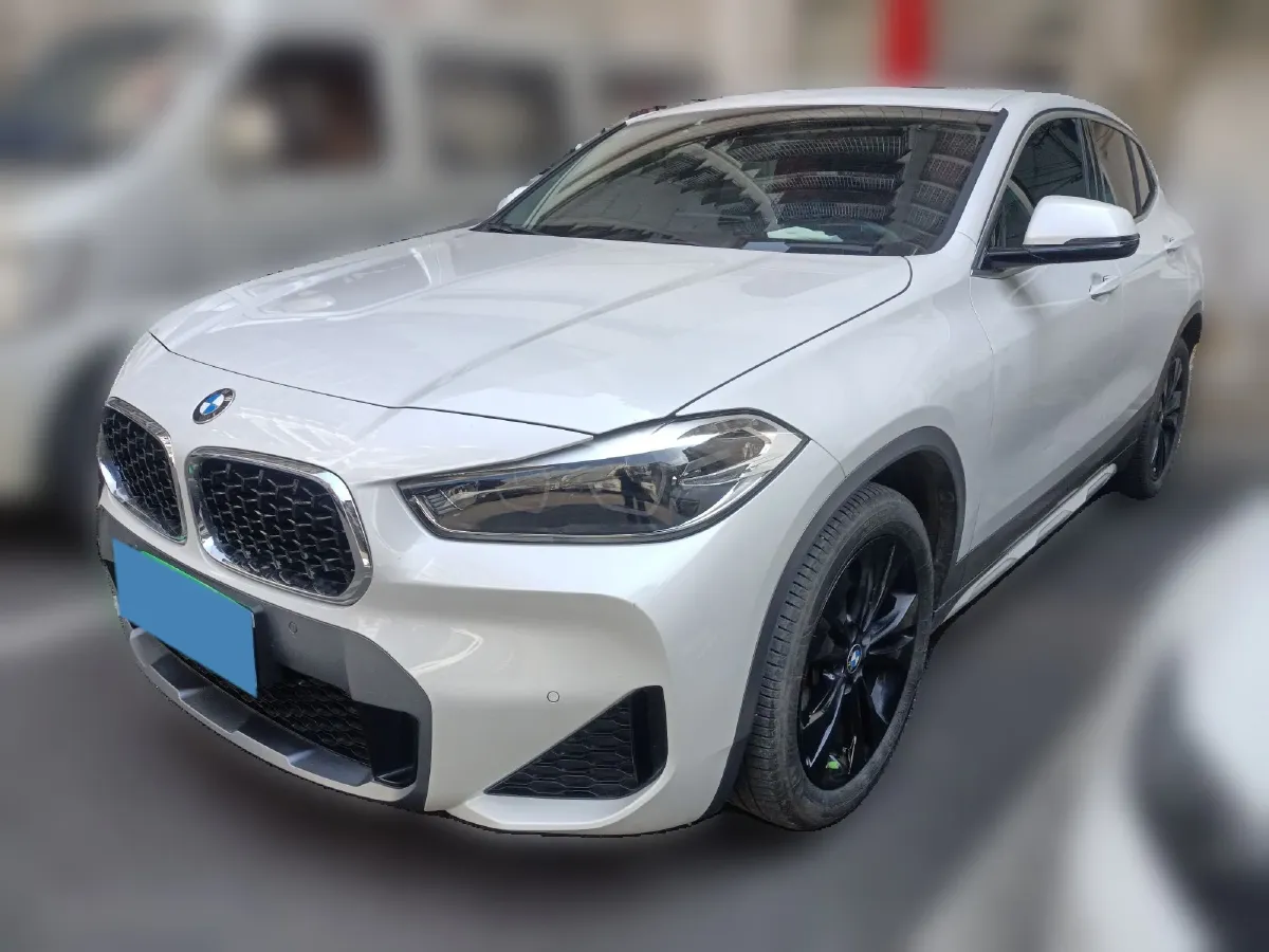 2023 BMW X2 2.0T 178HP L4 7DCT,autocango,china used car exporter,china ev exporter,chinese used car exporter,chinese used ev exporter