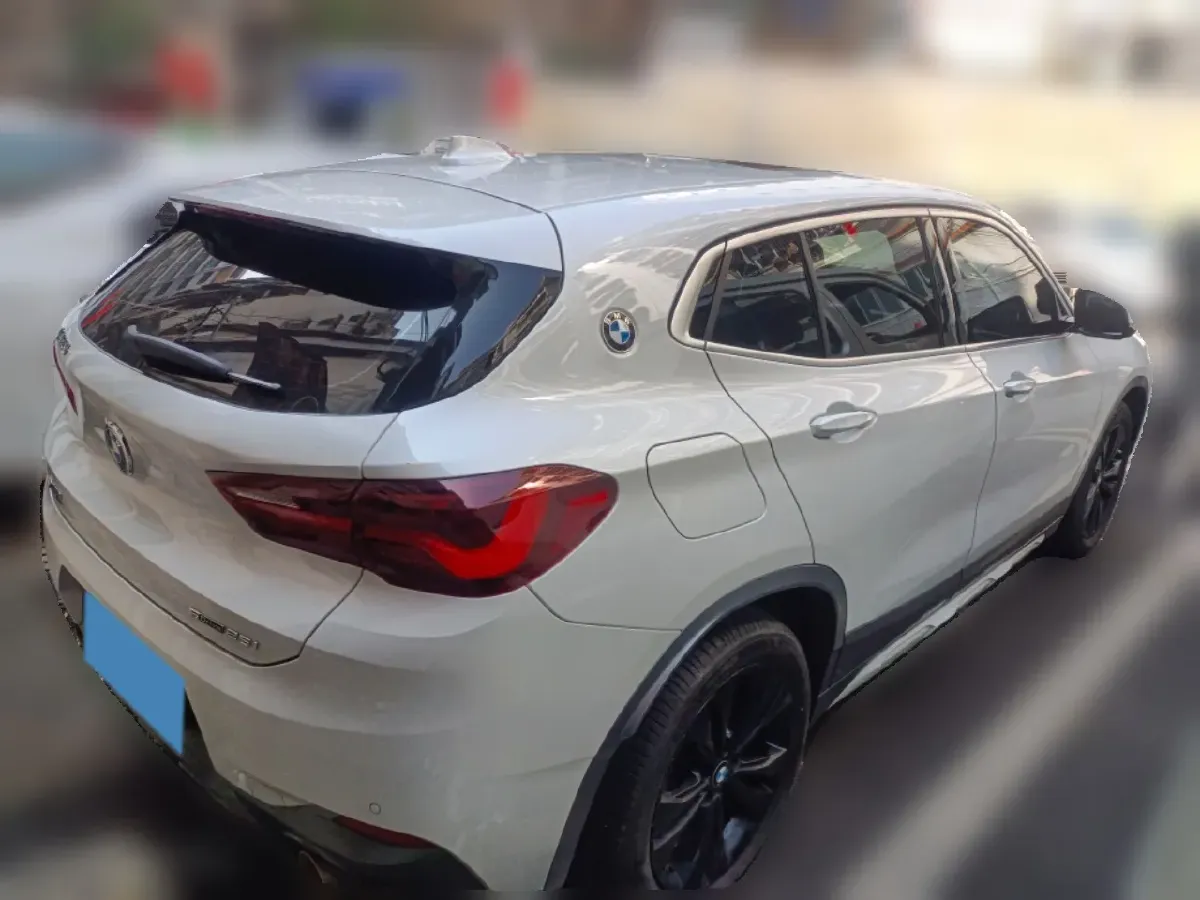 2023 BMW X2 2.0T 178HP L4 7DCT,autocango,china used car exporter,china ev exporter,chinese used car exporter,chinese used ev exporter