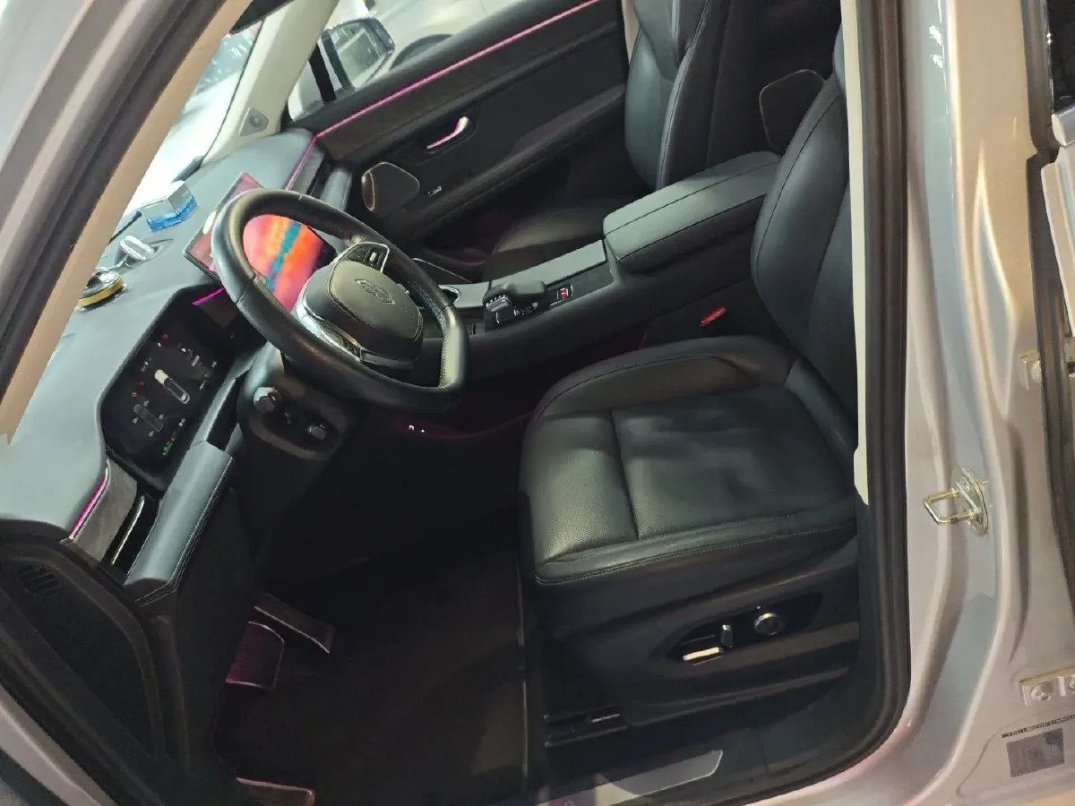 2022 AITO AITO M5 Range Extended 125HP REEV 40KWH,autocango,china used car exporter,china ev exporter,chinese used car exporter,chinese used ev exporter