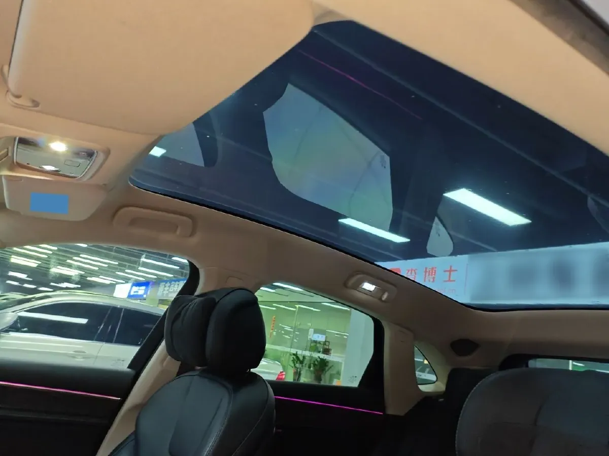 2022 AITO AITO M5 Range Extended 125HP REEV 40KWH,autocango,china used car exporter,china ev exporter,chinese used car exporter,chinese used ev exporter