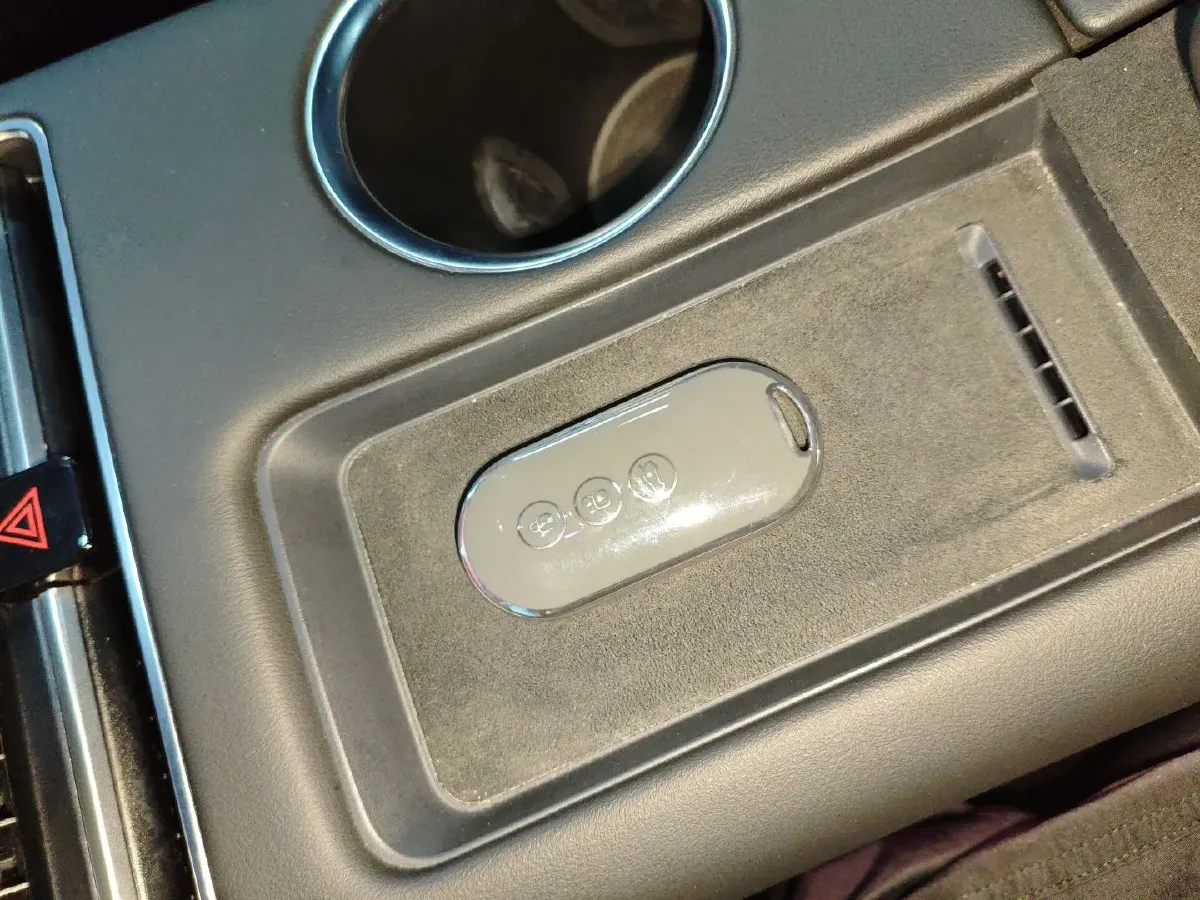 2022 AITO AITO M5 Range Extended 125HP REEV 40KWH,autocango,china used car exporter,china ev exporter,chinese used car exporter,chinese used ev exporter