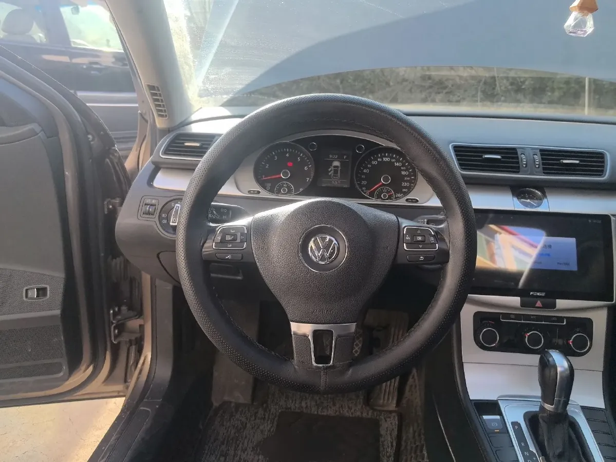 2013 Volkswagen Magotan 1.8T 160HP L4 7DCT,autocango,china used car exporter,china ev exporter,chinese used car exporter,chinese used ev exporter