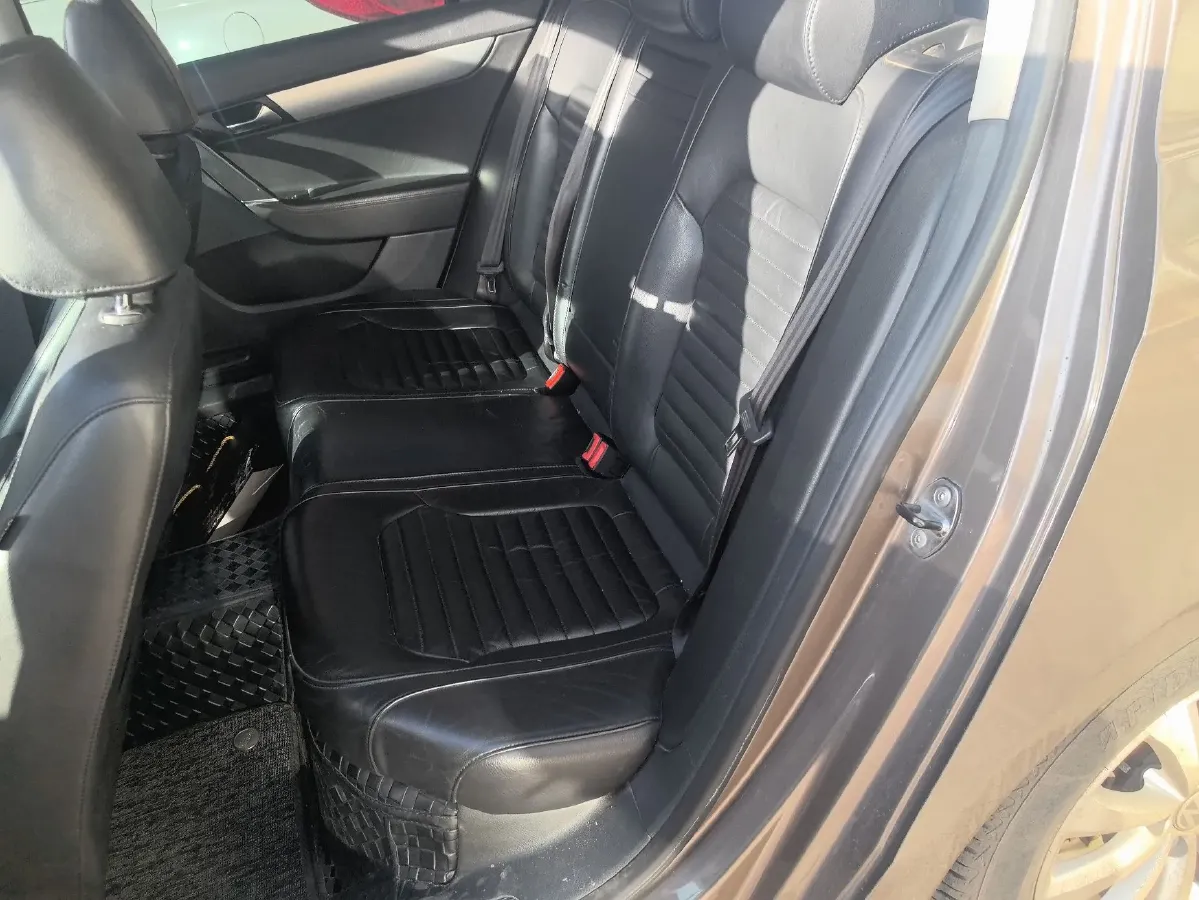 2013 Volkswagen Magotan 1.8T 160HP L4 7DCT,autocango,china used car exporter,china ev exporter,chinese used car exporter,chinese used ev exporter