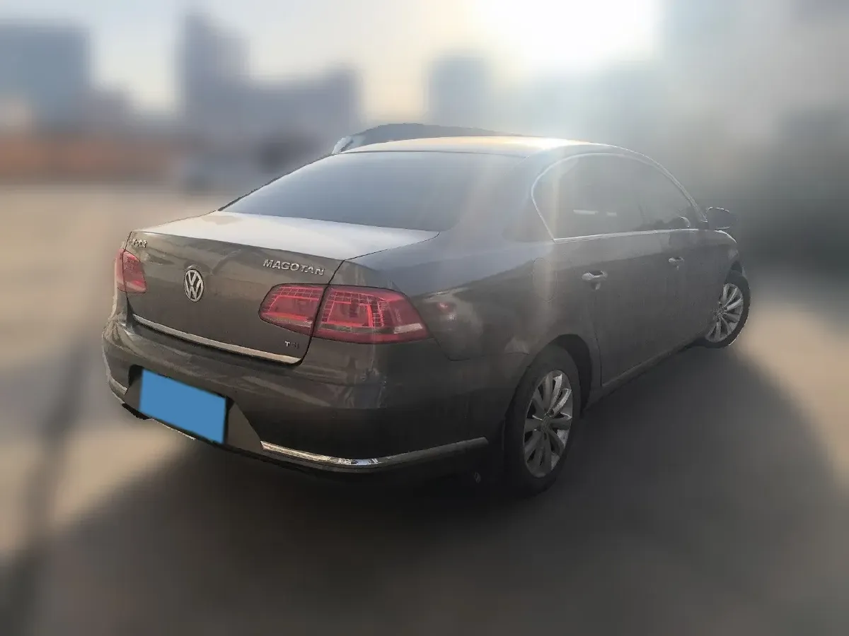 2013 Volkswagen Magotan 1.8T 160HP L4 7DCT,autocango,china used car exporter,china ev exporter,chinese used car exporter,chinese used ev exporter