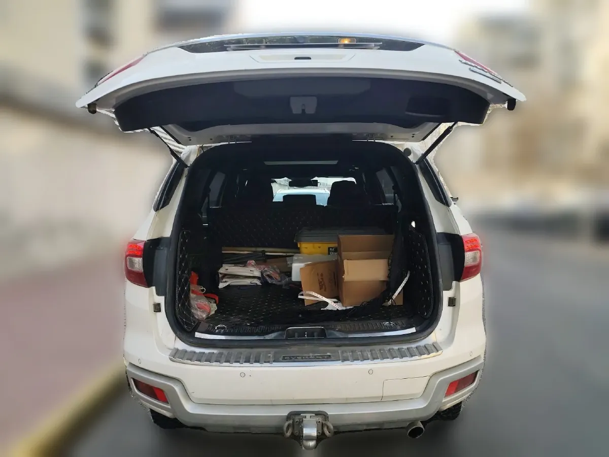 2020 Ford Everest 2.3T 275HP L4 10AT,autocango,china used car exporter,china ev exporter,chinese used car exporter,chinese used ev exporter