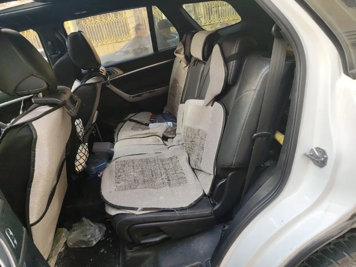 2020 Ford Everest 2.3T 275HP L4 10AT,autocango,china used car exporter,china ev exporter,chinese used car exporter,chinese used ev exporter