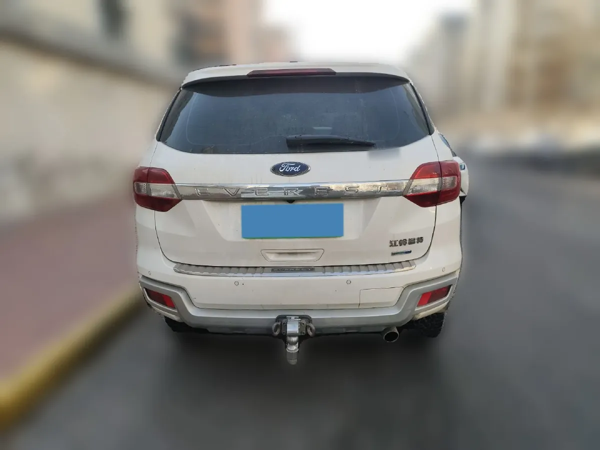 2020 Ford Everest 2.3T 275HP L4 10AT,autocango,china used car exporter,china ev exporter,chinese used car exporter,chinese used ev exporter