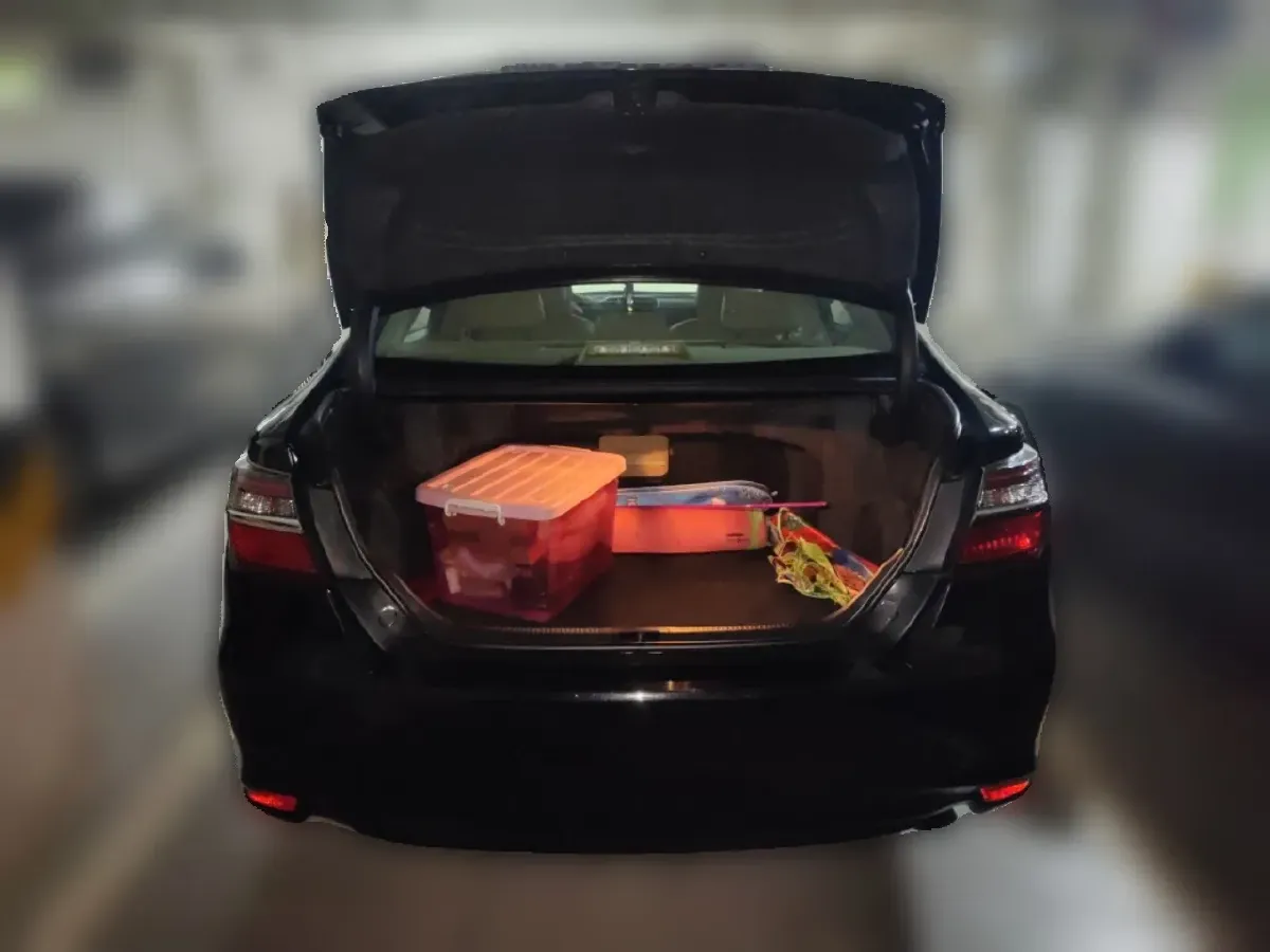 2016 Toyota Camry 2.0L 167HP L4 6AT,autocango,china used car exporter,china ev exporter,chinese used car exporter,chinese used ev exporter