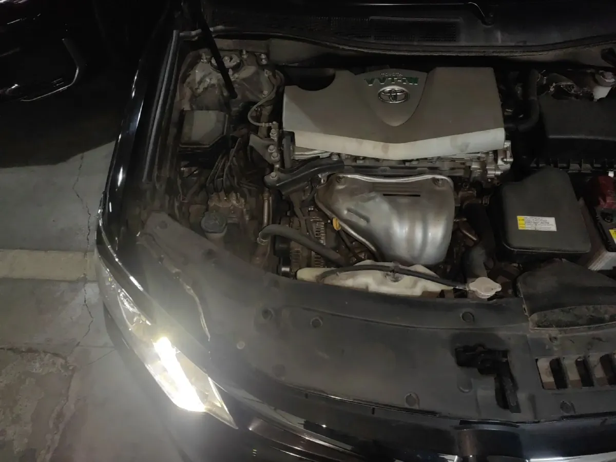 2016 Toyota Camry 2.0L 167HP L4 6AT,autocango,china used car exporter,china ev exporter,chinese used car exporter,chinese used ev exporter