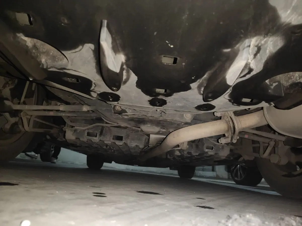 2016 Toyota Camry 2.0L 167HP L4 6AT,autocango,china used car exporter,china ev exporter,chinese used car exporter,chinese used ev exporter