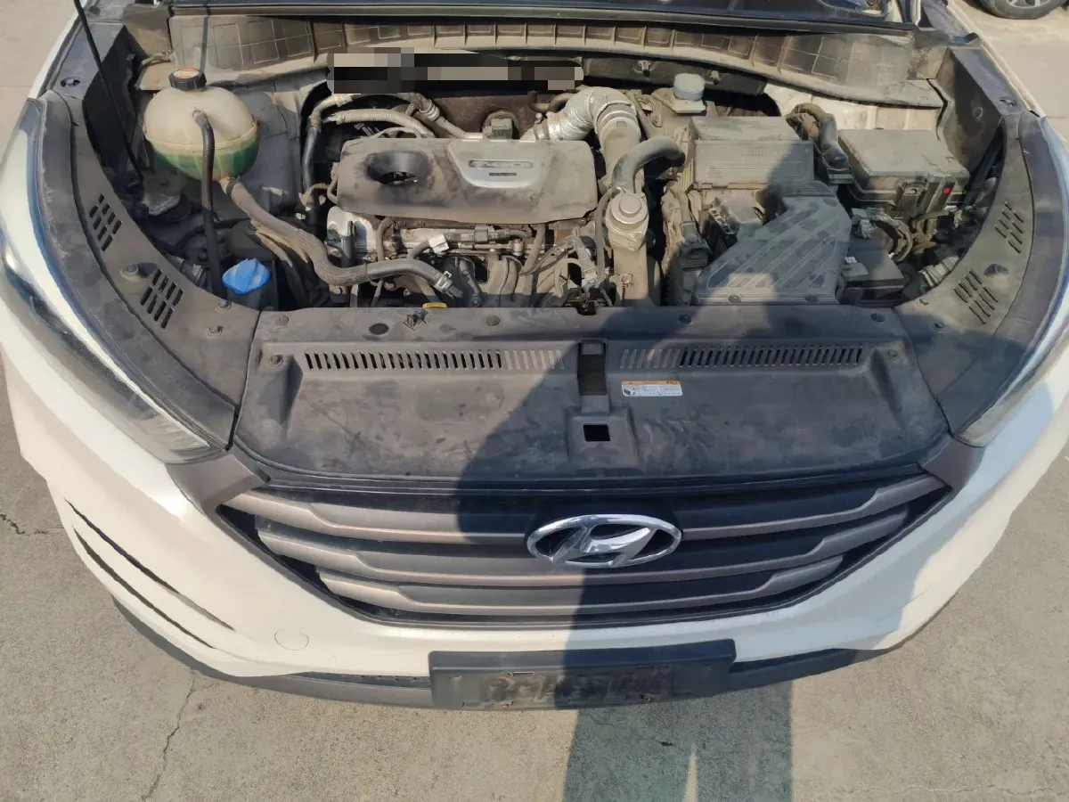 2015 Hyundai ix35 2.0L 160HP L4 6AT,autocango,china used car exporter,china ev exporter,chinese used car exporter,chinese used ev exporter