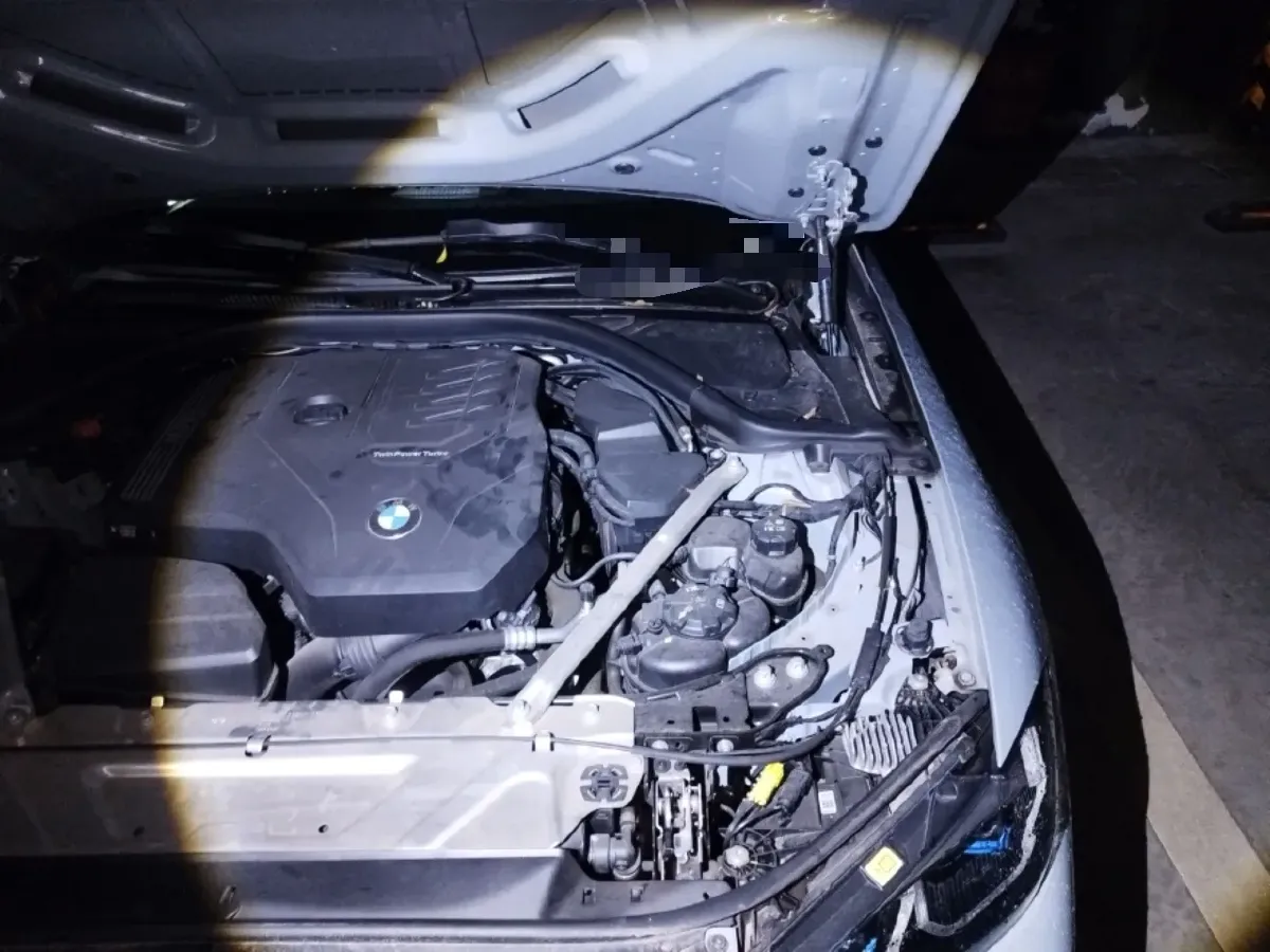 2023 BMW 4 Series 2.0T 245HP L4 8AT,autocango,china used car exporter,china ev exporter,chinese used car exporter,chinese used ev exporter