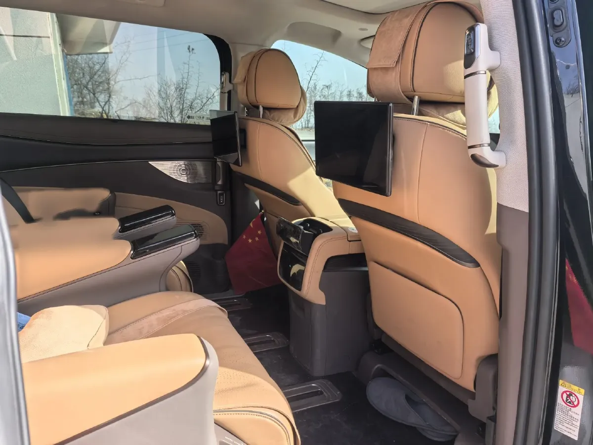 2022 Denza D9 1.5T 139HP L4 E-CVT PHEV 40.06KWH,autocango,china used car exporter,china ev exporter,chinese used car exporter,chinese used ev exporter