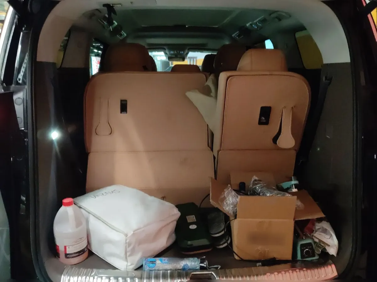 2022 Denza D9 1.5T 139HP L4 E-CVT PHEV 40.06KWH,autocango,china used car exporter,china ev exporter,chinese used car exporter,chinese used ev exporter