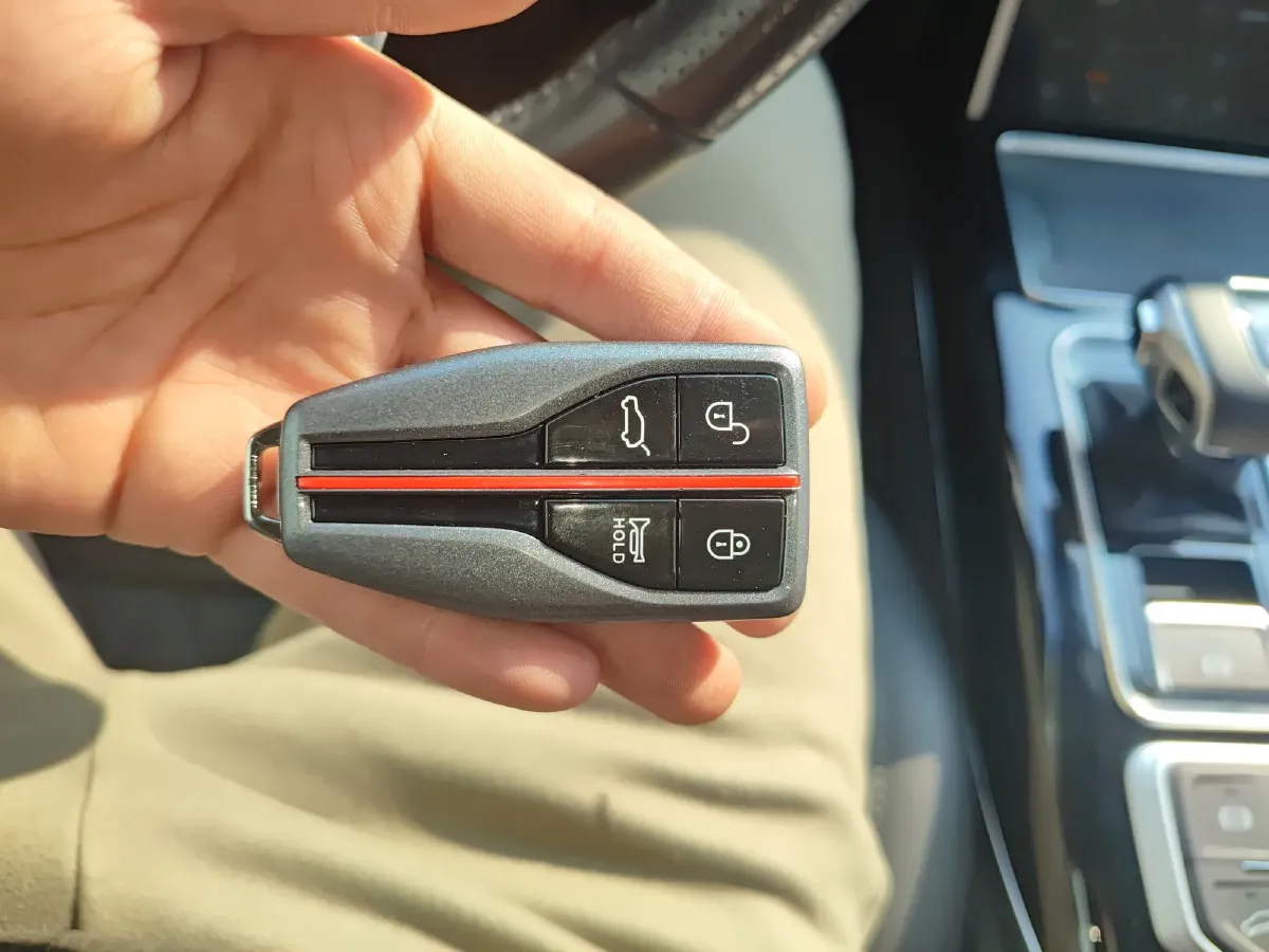 2022 HongQi HS7 3.0T 337HP V6 8AT,autocango,china used car exporter,china ev exporter,chinese used car exporter,chinese used ev exporter