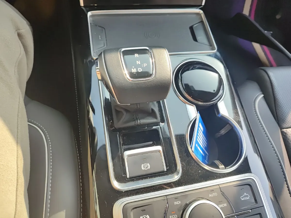 2022 HongQi HS7 3.0T 337HP V6 8AT,autocango,china used car exporter,china ev exporter,chinese used car exporter,chinese used ev exporter