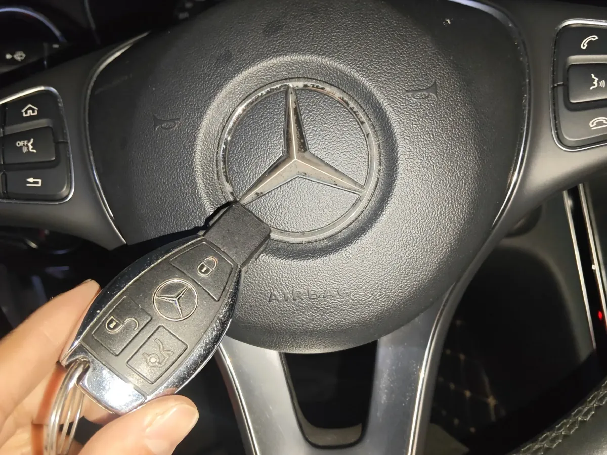 2018 Mercedes-Benz C Class 2.0T 184HP L4 9AT,autocango,china used car exporter,china ev exporter,chinese used car exporter,chinese used ev exporter