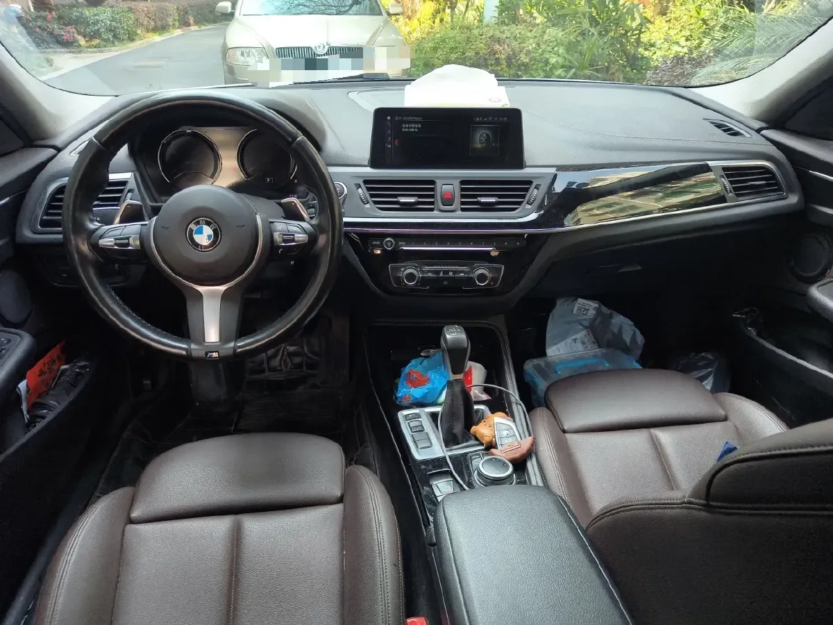 2019 BMW 1 Series 2.0T 192HP L4 8AT,autocango,china used car exporter,china ev exporter,chinese used car exporter,chinese used ev exporter