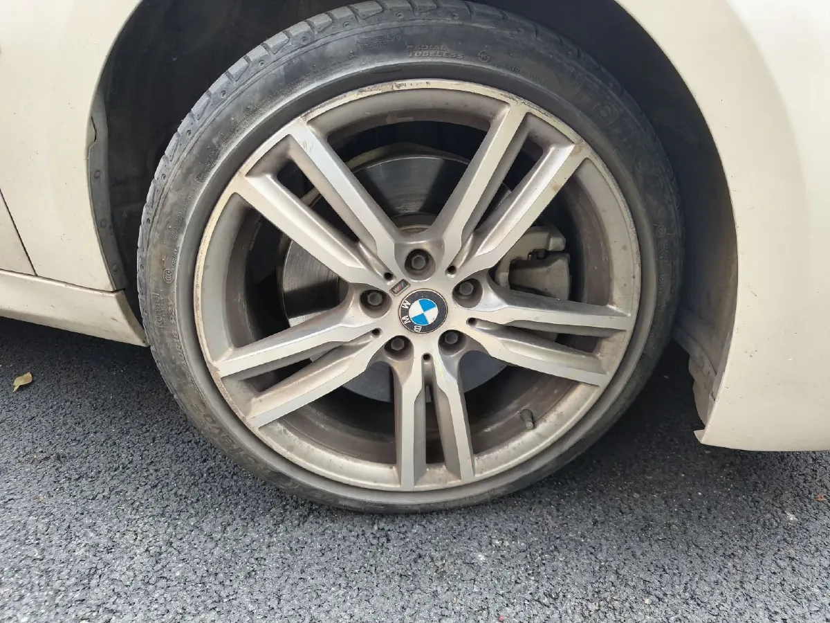 2019 BMW 1 Series 2.0T 192HP L4 8AT,autocango,china used car exporter,china ev exporter,chinese used car exporter,chinese used ev exporter