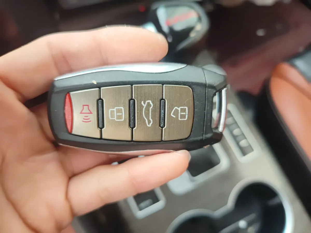 2015 Haval H9 2.0T 218HP L4 6AT,autocango,china used car exporter,china ev exporter,chinese used car exporter,chinese used ev exporter