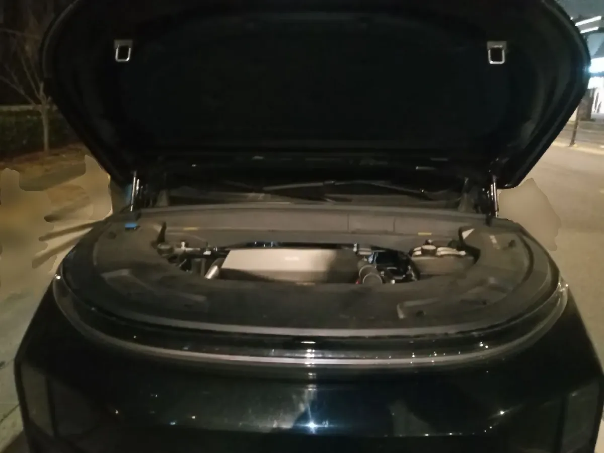 2024 Li L7 Range Extended 154HP REEV 42.8KWH,autocango,china used car exporter,china ev exporter,chinese used car exporter,chinese used ev exporter