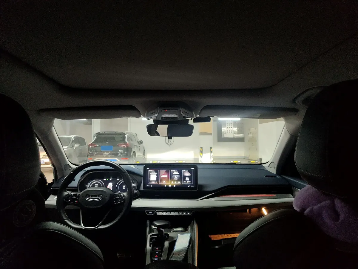 2021 Geely Preface 2.0T 190HP L4 7DCT,autocango,china used car exporter,china ev exporter,chinese used car exporter,chinese used ev exporter