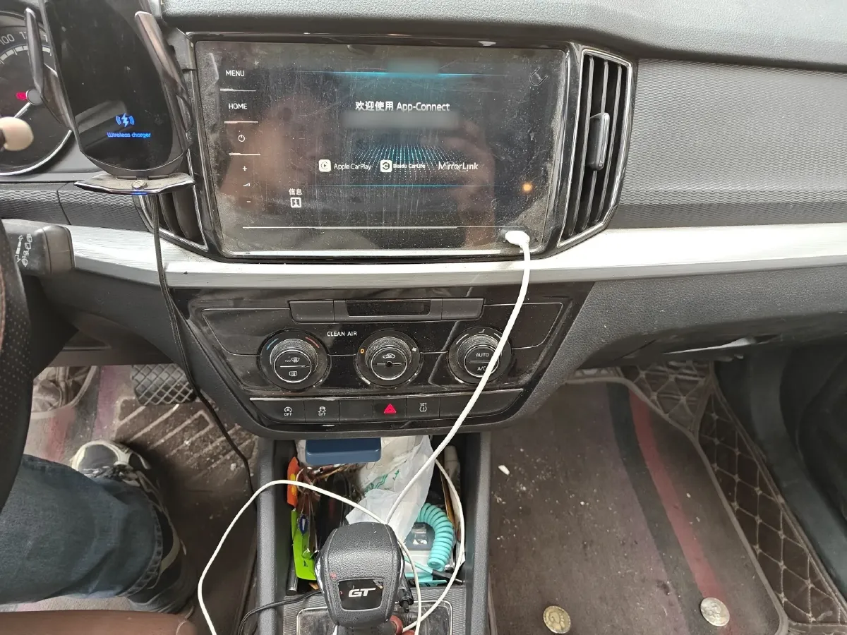 2020 Skoda Kamiq 1.5L 112HP L4 6AT,autocango,china used car exporter,china ev exporter,chinese used car exporter,chinese used ev exporter