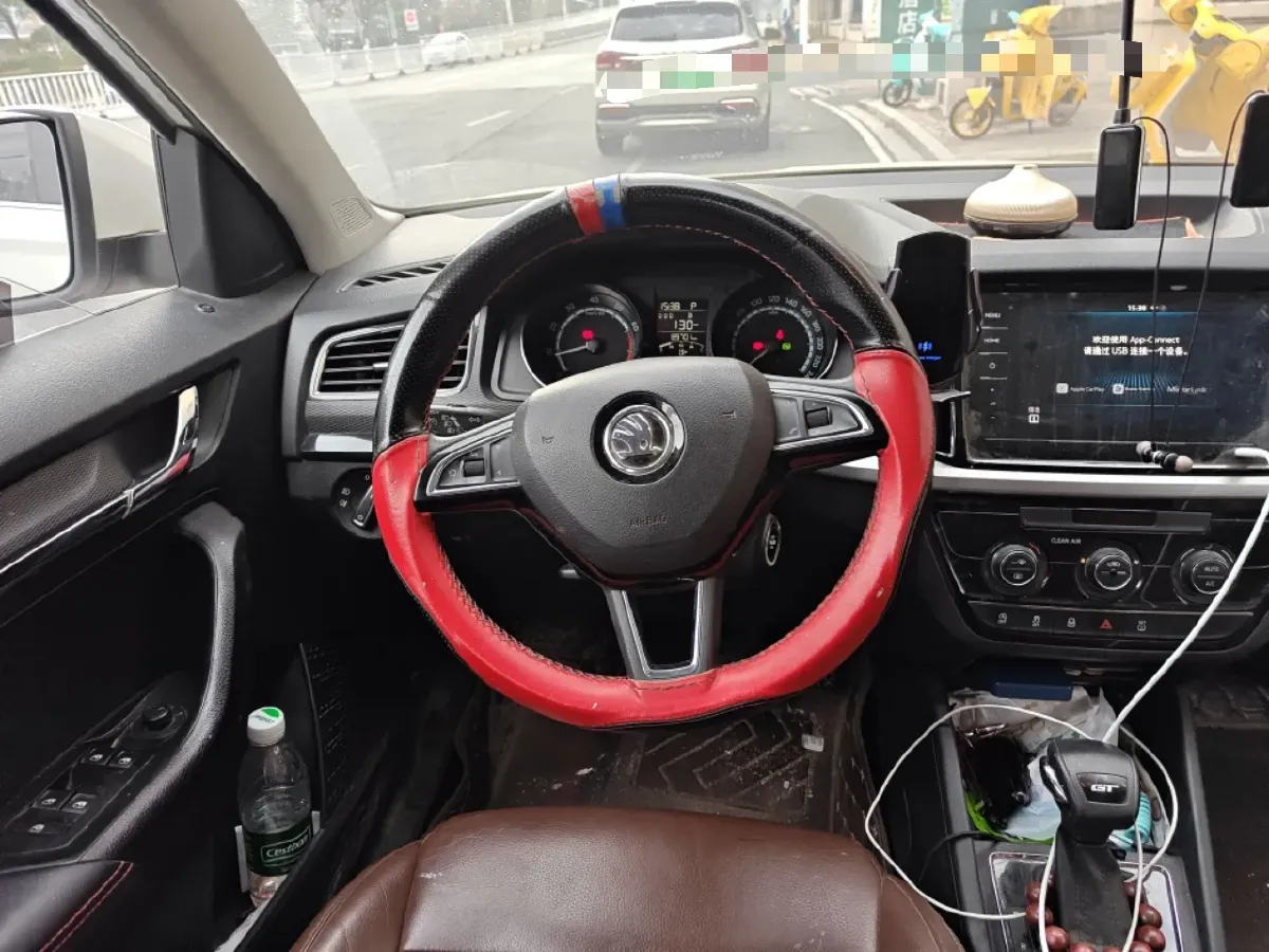 2020 Skoda Kamiq 1.5L 112HP L4 6AT,autocango,china used car exporter,china ev exporter,chinese used car exporter,chinese used ev exporter