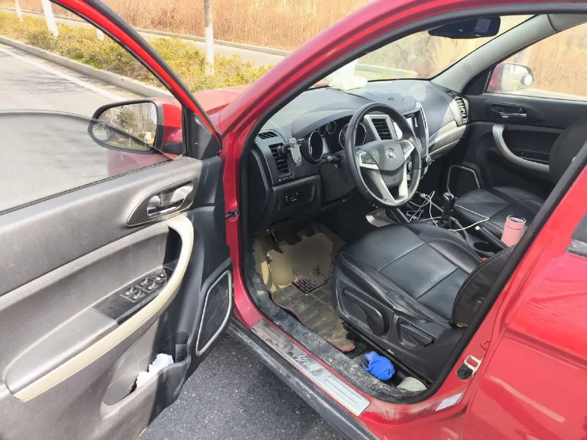 2014 ChangAn CS35 1.6L 125HP L4 5MT,autocango,china used car exporter,china ev exporter,chinese used car exporter,chinese used ev exporter