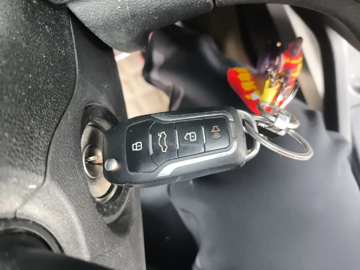 2014 ChangAn CS35 1.6L 125HP L4 5MT,autocango,china used car exporter,china ev exporter,chinese used car exporter,chinese used ev exporter