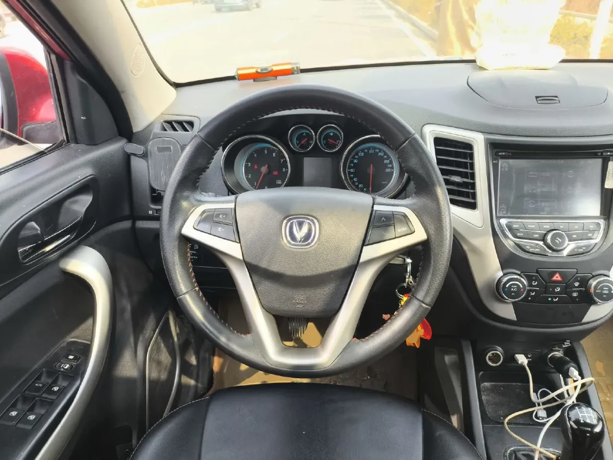 2014 ChangAn CS35 1.6L 125HP L4 5MT,autocango,china used car exporter,china ev exporter,chinese used car exporter,chinese used ev exporter