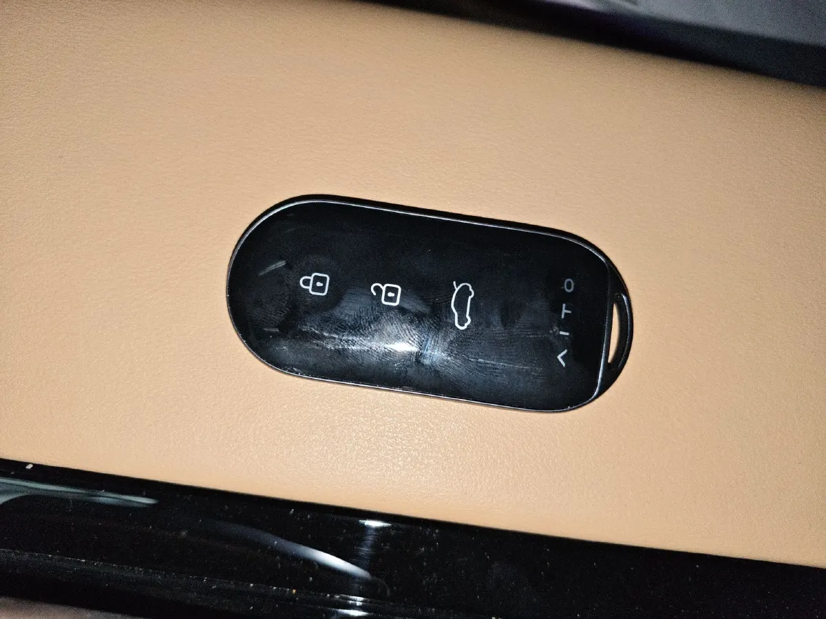 2022 AITO AITO M5 Range Extended 125HP REEV 40KWH,autocango,china used car exporter,china ev exporter,chinese used car exporter,chinese used ev exporter