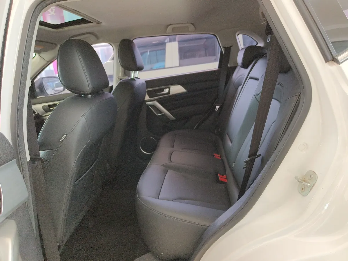 2017 Haval H2 1.5T 150HP L4 6AT,autocango,china used car exporter,china ev exporter,chinese used car exporter,chinese used ev exporter