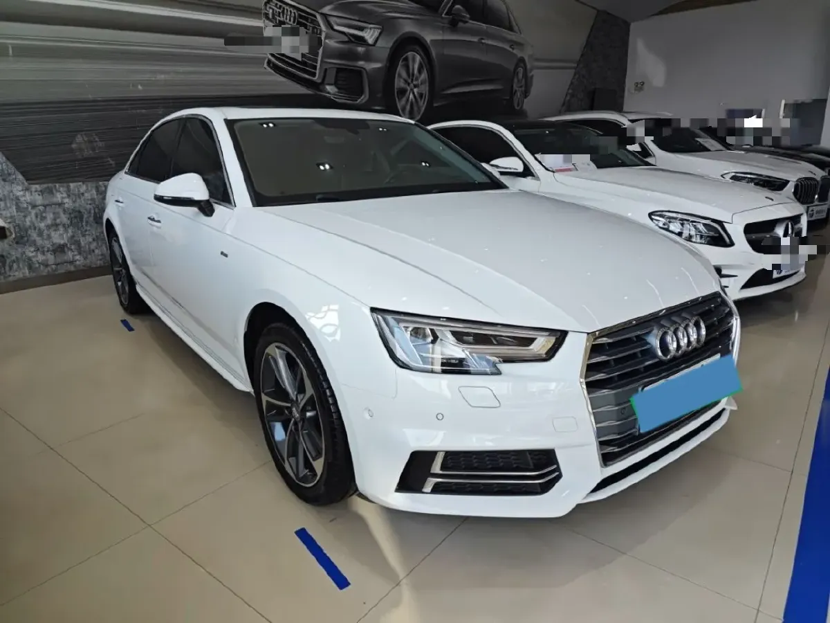 2018 Audi A4L 2.0T 190HP L4 7DCT,autocango,china used car exporter,china ev exporter,chinese used car exporter,chinese used ev exporter