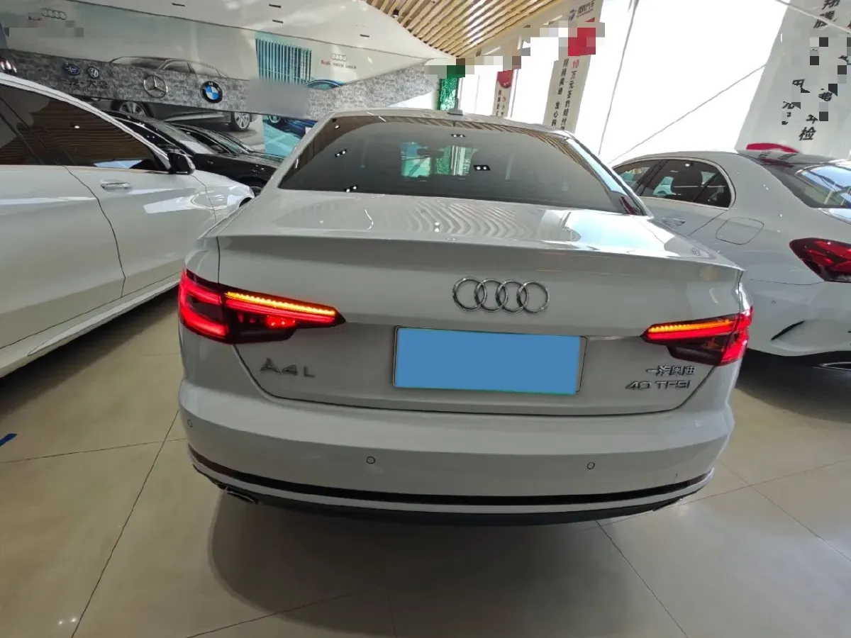2018 Audi A4L 2.0T 190HP L4 7DCT,autocango,china used car exporter,china ev exporter,chinese used car exporter,chinese used ev exporter