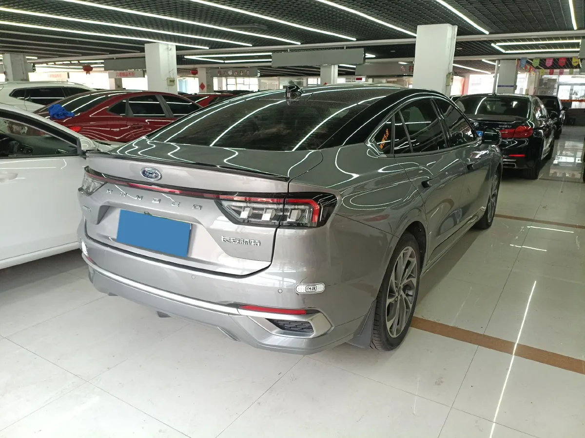 2022 Ford Mondeo 2.0T 238HP L4 8AT,autocango,china used car exporter,china ev exporter,chinese used car exporter,chinese used ev exporter