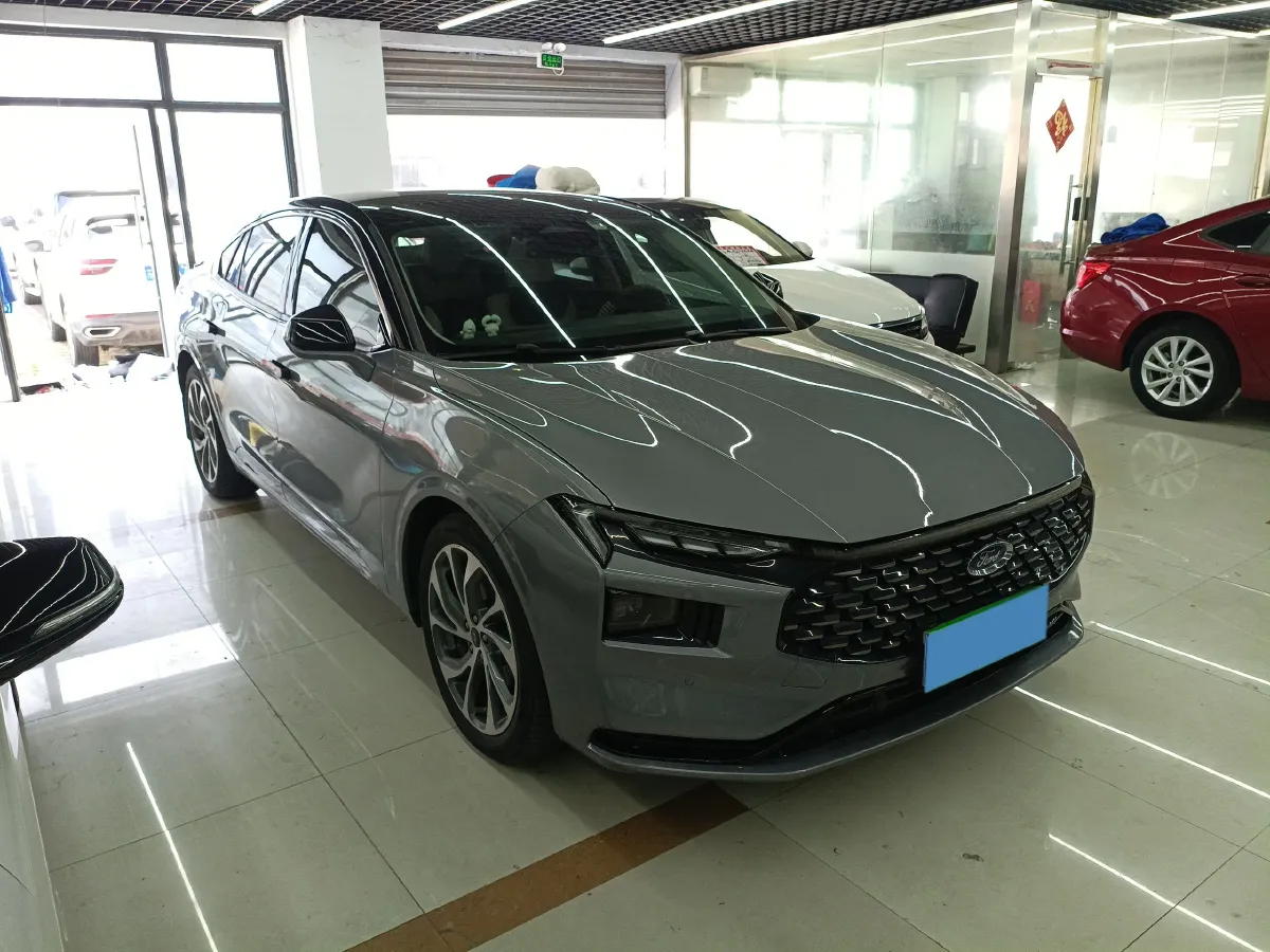 2022 Ford Mondeo 2.0T 238HP L4 8AT,autocango,china used car exporter,china ev exporter,chinese used car exporter,chinese used ev exporter