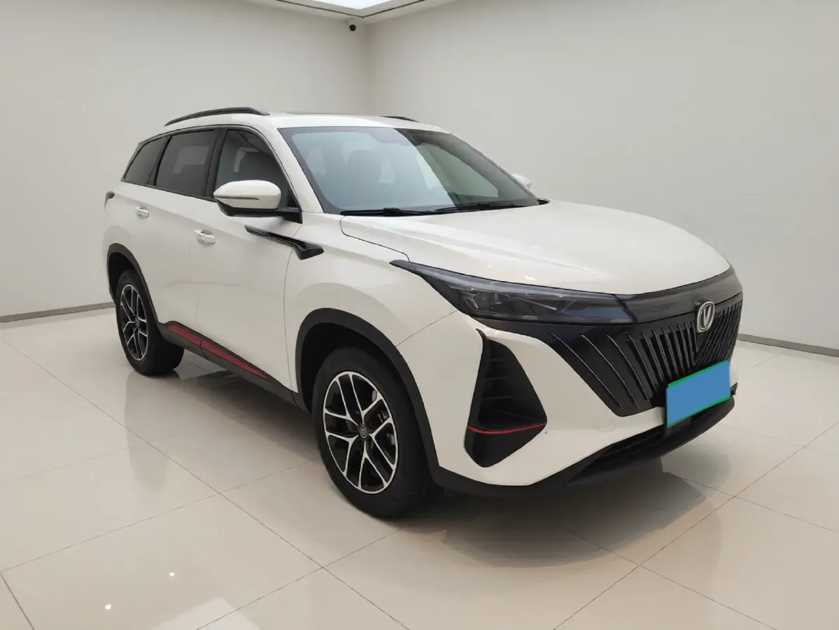 2022 ChangAn CS75 Plus 2.0T 233HP L4 8AT,autocango,china used car exporter,china ev exporter,chinese used car exporter,chinese used ev exporter